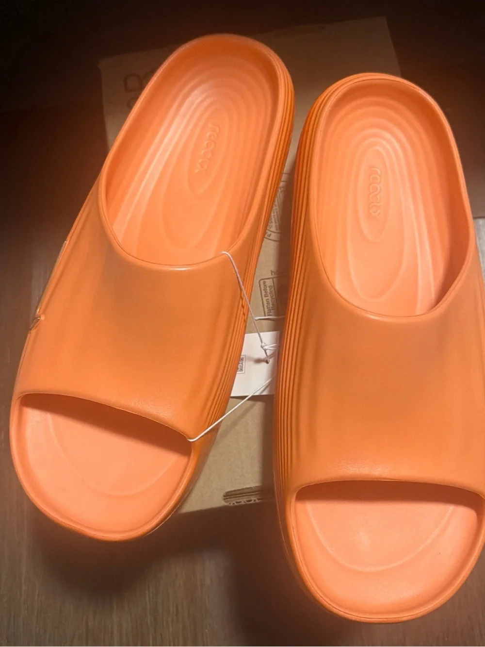 Nike ReactX Rejuven8 Men's Slide Size 14 Orange
